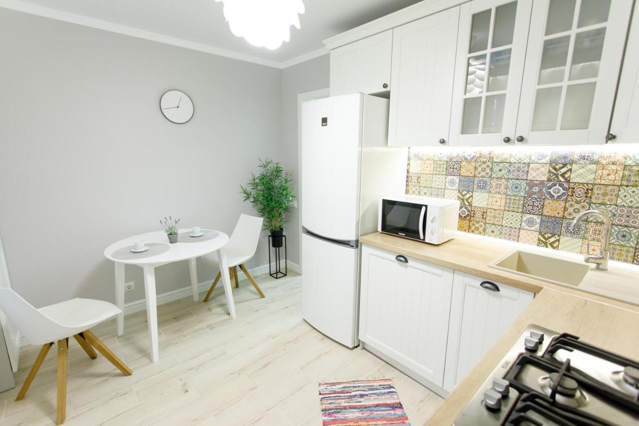 Apart-Hotel "Lavina" Sumy Luaran gambar