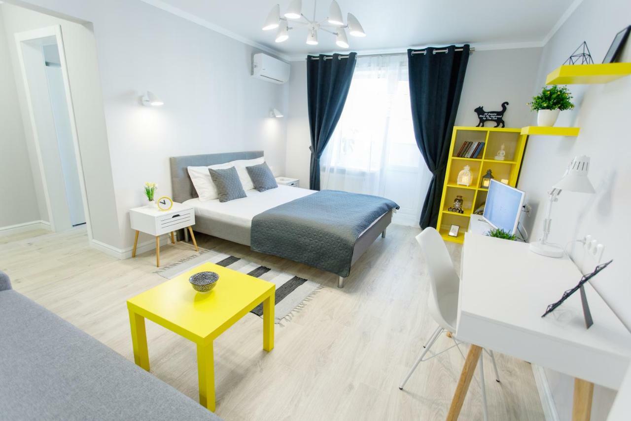 Apart-Hotel "Lavina" Sumy Luaran gambar