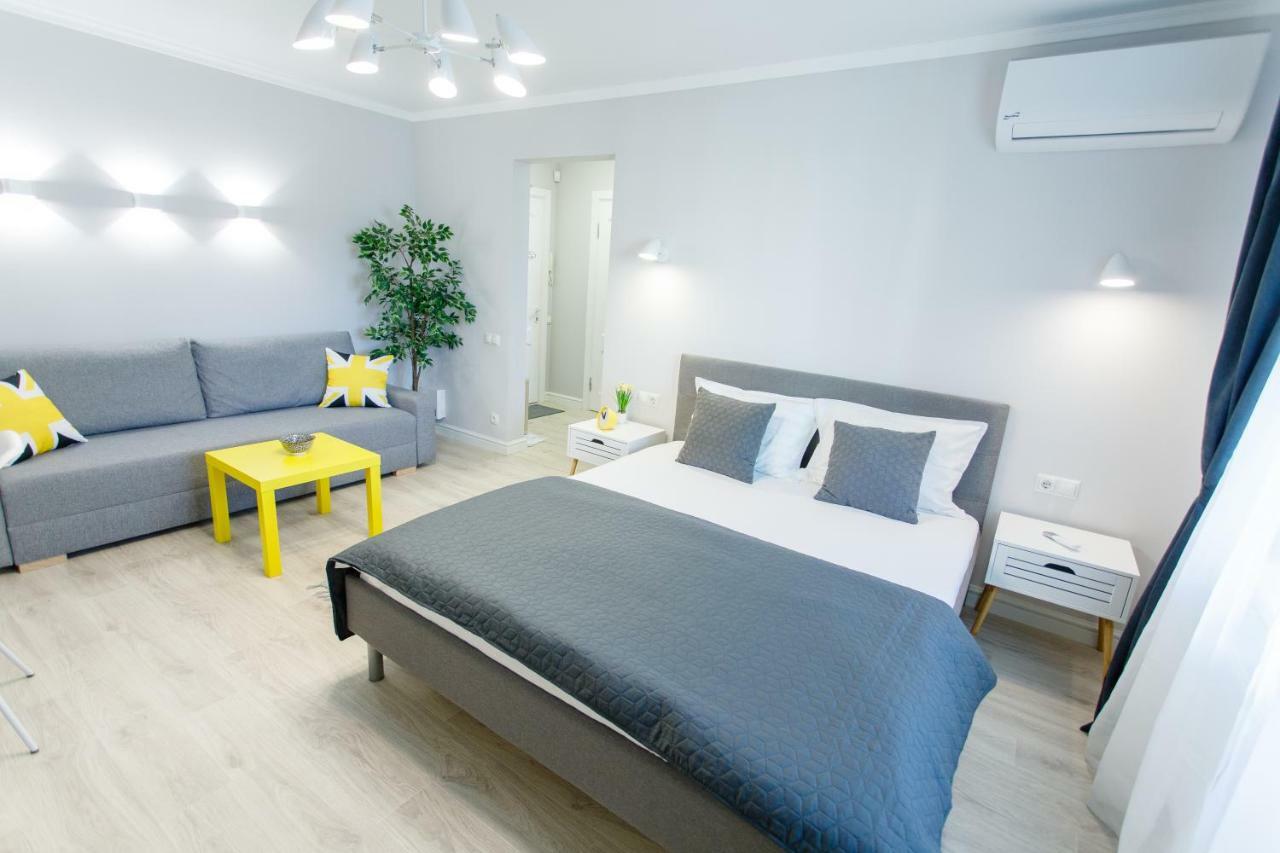 Apart-Hotel "Lavina" Sumy Luaran gambar